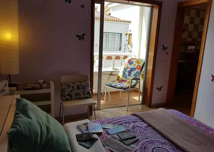 The Magic Dragonfly Pensionat Santa Cruz de Tenerife